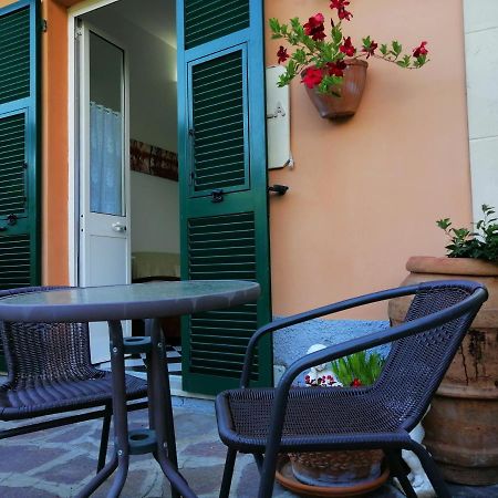 Affittacamere Mariella Λεβάντο Εξωτερικό φωτογραφία